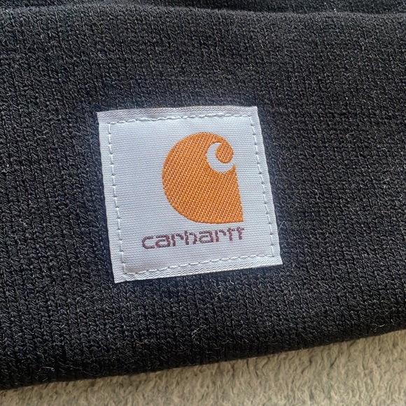 - ❤️ - RARE CARHARTT POM BLACK & WHITE COLOR BEANIE HAT - Picture 3 of 5